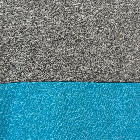 On The Byas Cotton Blend Tank, Southwestern Pattern Pocket, Heathered, Small - Picture 8 of 11